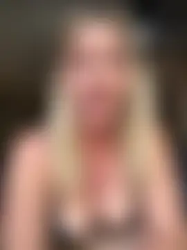 غرفة دردشة NikkiBlisss المباشرة