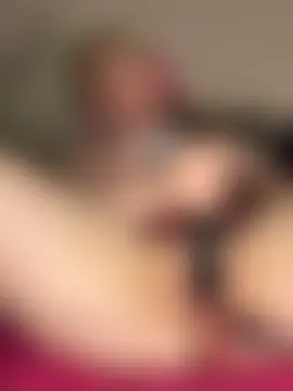 RedFoxQueen's Live Webcam Show