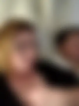 duotroublant: διαδικτυακό σόου στην κάμερα