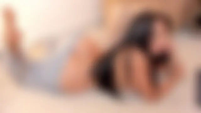 sofhiaa_adaams Adlı Modelin Canlı XXX Sohbeti