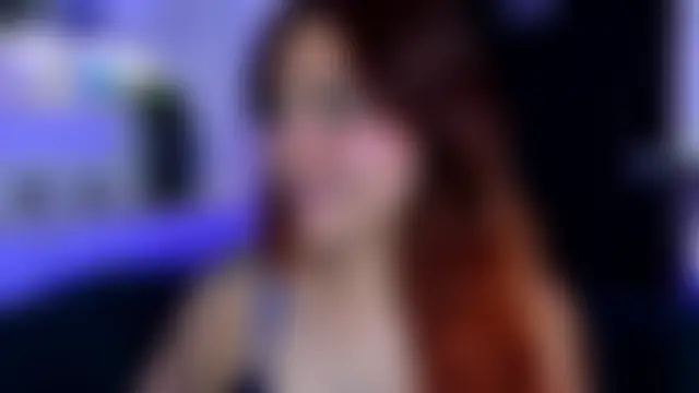 Saelivrae's Live XXX Chat