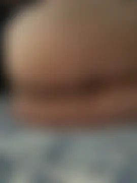 alex19mj: διαδικτυακό σόου στην κάμερα