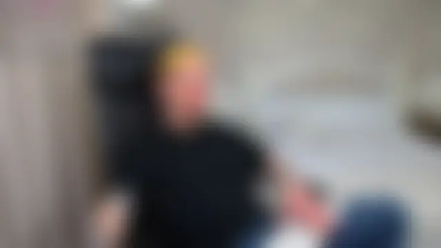 JonahShaw: διαδικτυακό σόου στην κάμ ερα