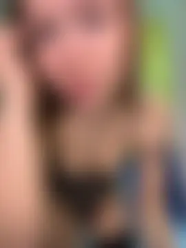 Liza_risky: διαδικτυακό σόου στην κάμερα
