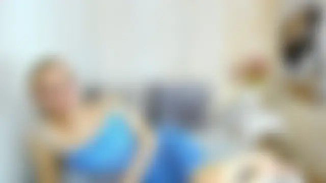 Pokazy przed kamerką – Stesnyashka123