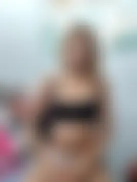 Sexxie_Ella22: онлайн-чат