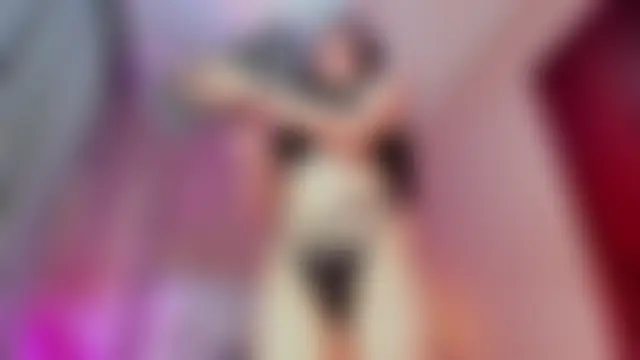دردشة AndraCyruss الجنسية المباشرة