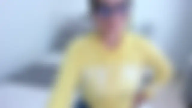 Camilaa_bueno Adlı Modelin Canlı XXX Sohbeti