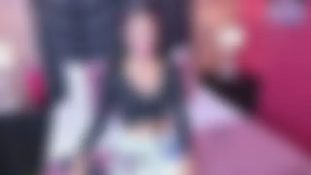 VioletSweetts' Live XXX Chat