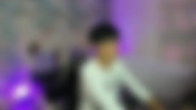 Show modela Damian_tay na web-kameri