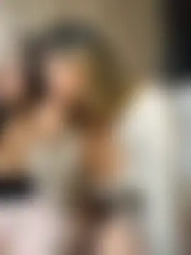 Antonella_Julieta 在線直播表演