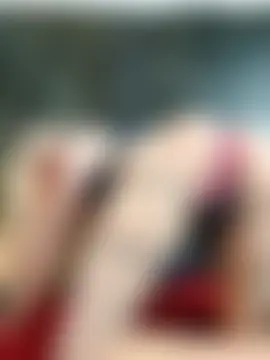 crislingery_dolli Show in webcam