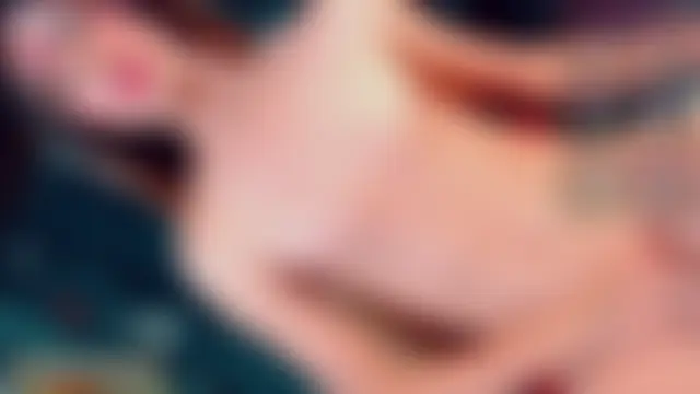CharlotteBigCock webcam show
