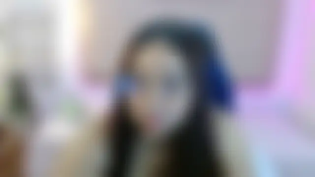 XXX chat uživo modela tinisweet