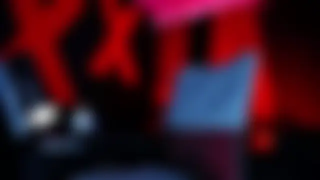 abrilbigcock 网络视讯表演