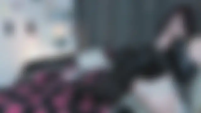 ThoraHaring Adlı Modelin Canlı XXX Sohbeti