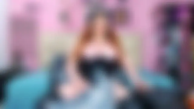 Pokazy przed kamerką – sharoll_nasty