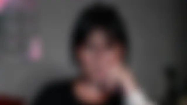Živý XXX chat _Brynetka_