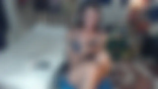 عرض كام Andreasabrinafox الجنسي المباشر