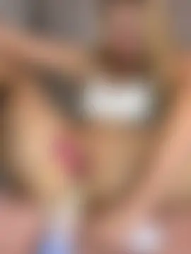 XXX chat uživo modela SoniaXOXO