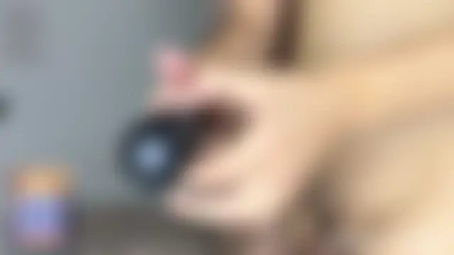 cream_fucks Show in webcam