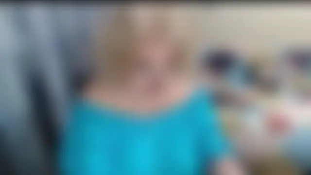 livingnextdoor's Live XXX Chat