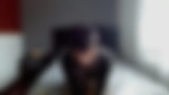 Emilia_1995 – Naživo chatovacia miestnosť