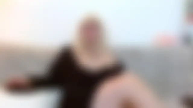 Seks show uživo modela Elle_Lee_ na kameri