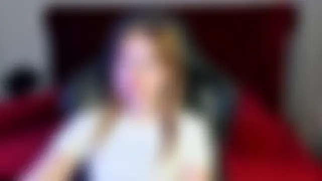 ElinaVale's Live XXX Chat