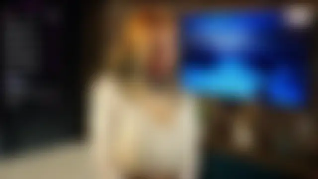 GentleRen: διαδικτυακό σόου στην κάμερα