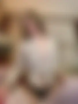 Pokazy przed seks kamerką na żywo – LunaVey