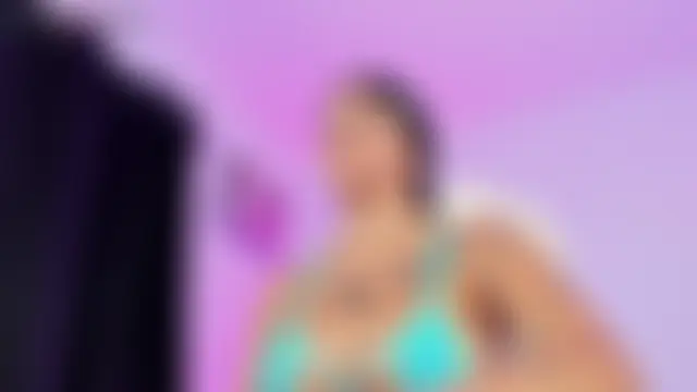 SelenaStonne's Live Chat Room