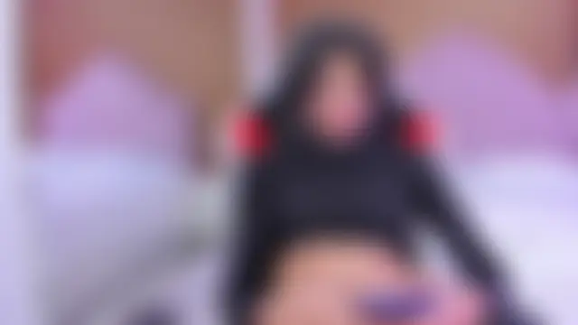 nahomyrusell's Webcam Show