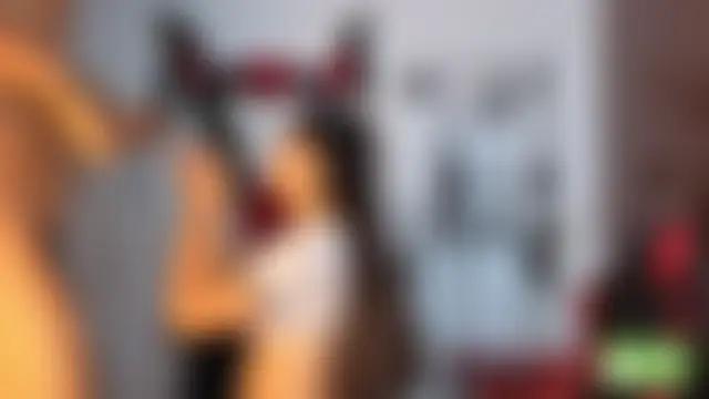 Grace_and_Milo Show in webcam