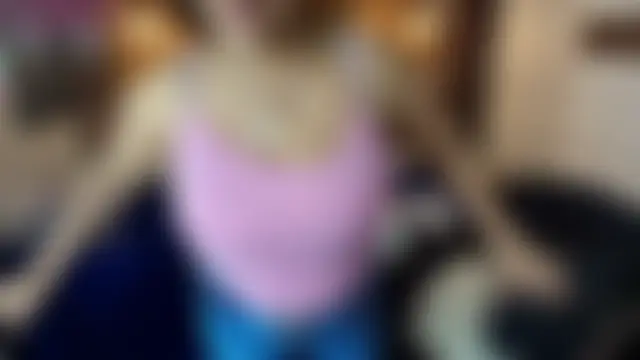 MarilynMiilf_ লাইভ চ্যাট রুম