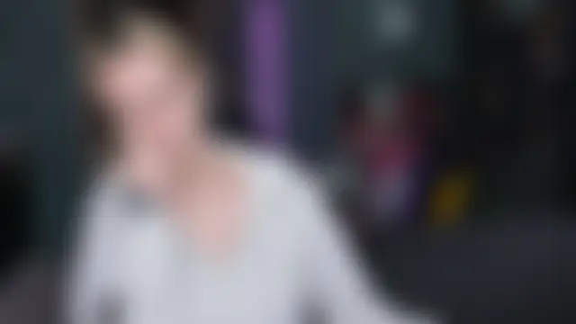 Blckmirrorr লাইভ চ্যাট রুম