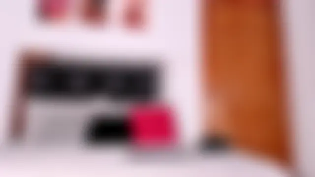 Seks show uživo modela MaxPower003 na kameri
