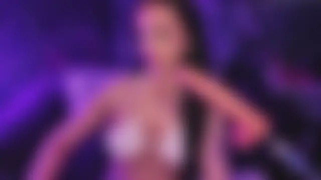 NatashaxoBangs' Webcam Show