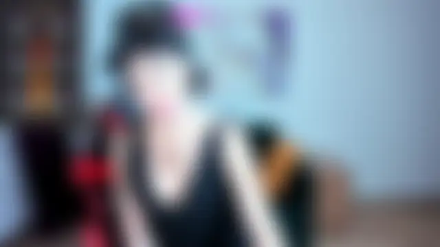 Silvia_Wallec Adlı Modelin Canlı XXX Sohbeti