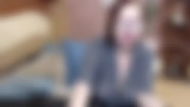 EvelyneFlirtyMilf's Live XXX Chat