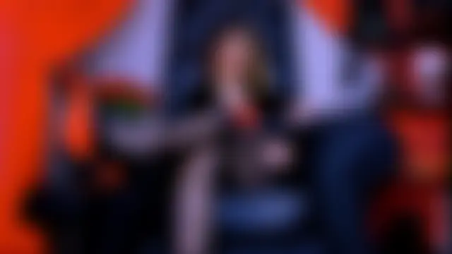 JaneWyatt: δωμάτιο απευθείας συνομιλίας