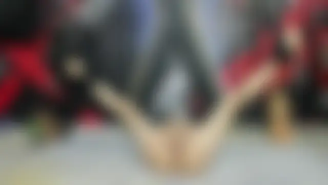 SUBMISSION_BDSM: διαδικτυακό σόου στην κάμερα