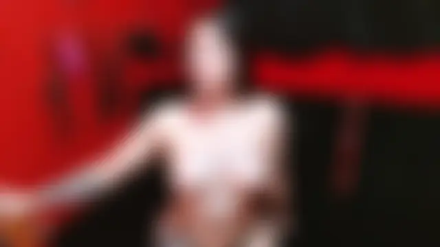 غرفة دردشة Emily_Slave28 المباشرة