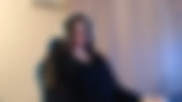 Chat soba uživo modela DiggingEidos