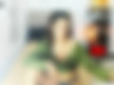 Show modela Trixie_Mattel21 na web-kameri