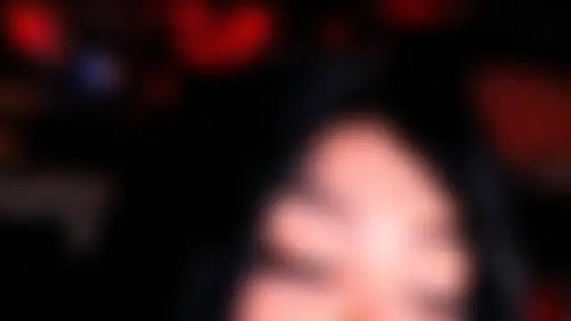 indian_dreamgirl's Live Chat Room