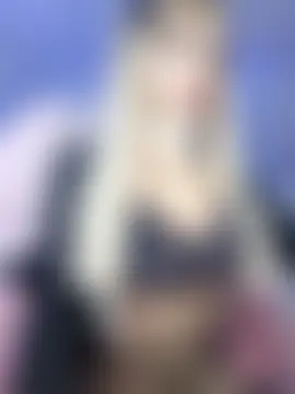 Show modela annie_thomson00 na web-kameri