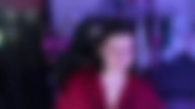 AmyVibess Adlı Modelin Canlı XXX Sohbeti