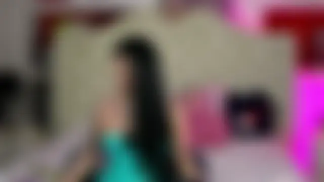 LollyLips_'s Live Chat Room