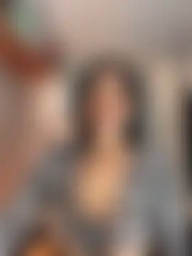 AsianMilfSheryl 即時聊天室